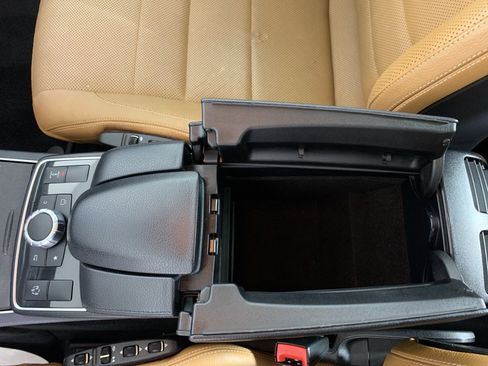 Used 2016 Mercedes-Benz E 550 Coupe image 30