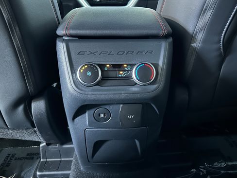 Certified 2025 Ford Explorer ST-Line image 10
