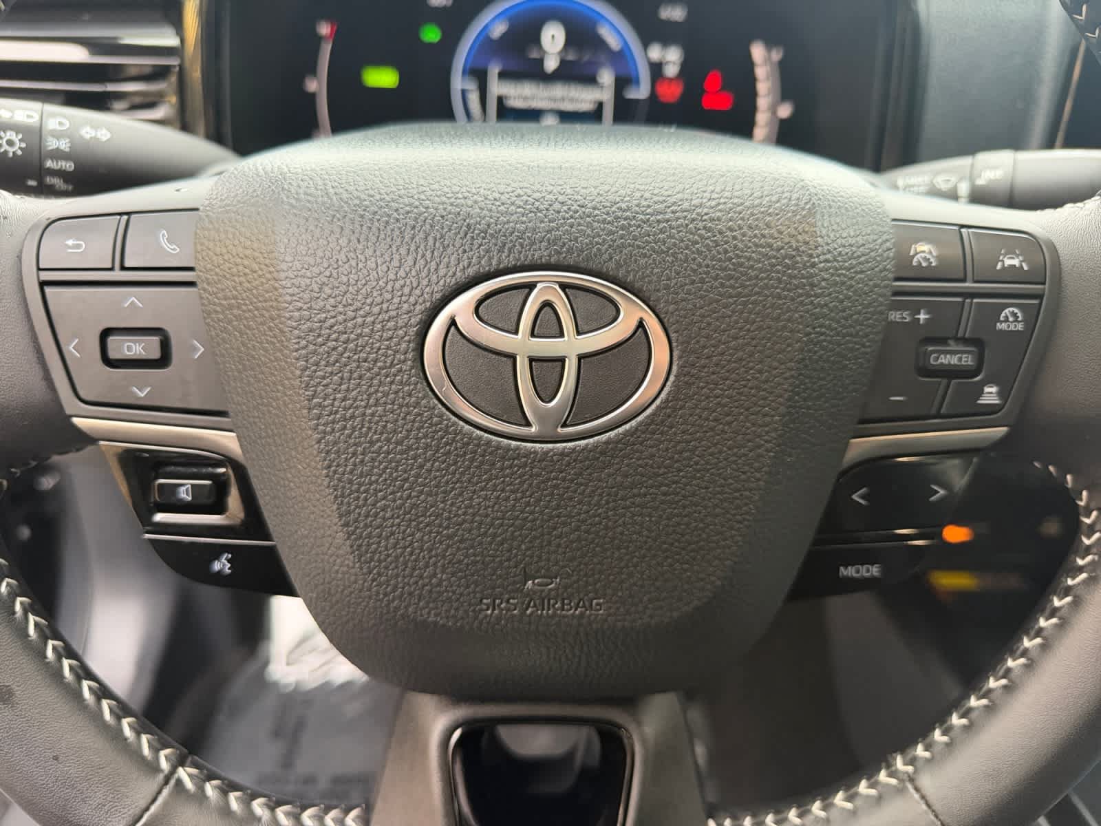 Used 2026 Toyota Camry SE FWD image 24