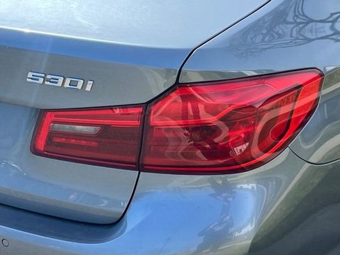Used 2019 BMW 530i xDrive w/ Premium Package image 7