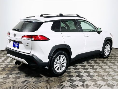 Certified 2024 Toyota Corolla Cross LE image 8