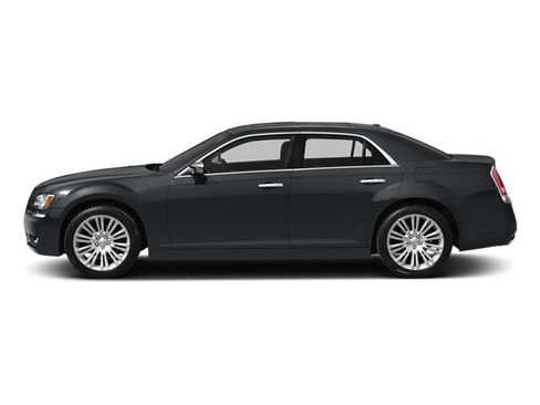 Used 2014 Chrysler 300 RWD image 3