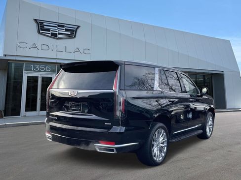 Certified 2023 Cadillac Escalade Premium Luxury image 4