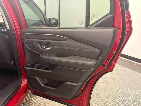 New 2026 Honda Pilot Touring image 18