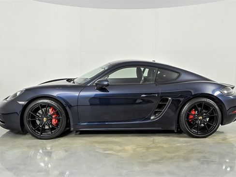 Used 2019 Porsche 718 Cayman GTS RWD image 6
