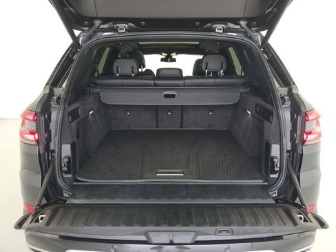 Used 2022 BMW X5 sDrive40i w/ Parking Assistance Package RWD image 11