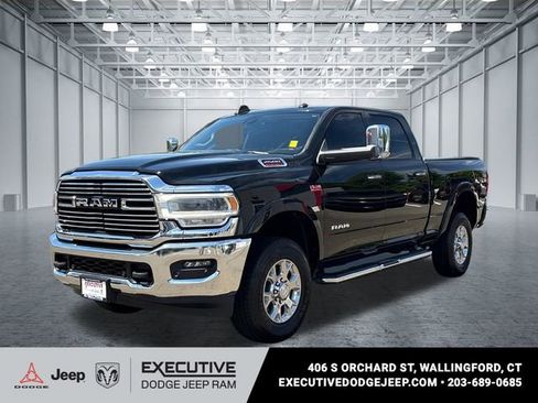 Used 2022 RAM 2500 Laramie AWD/4WD image 1