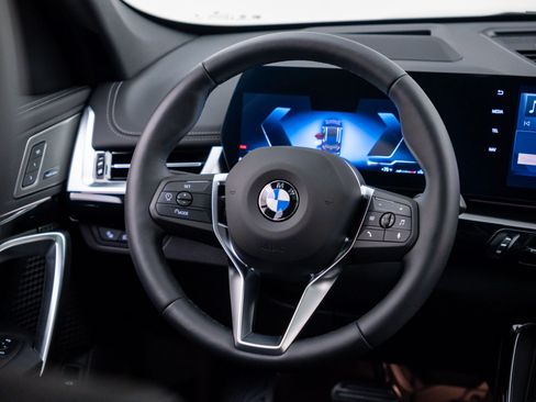 New 2026 BMW X1 xDrive28i w/ Technology Package AWD/4WD image 11