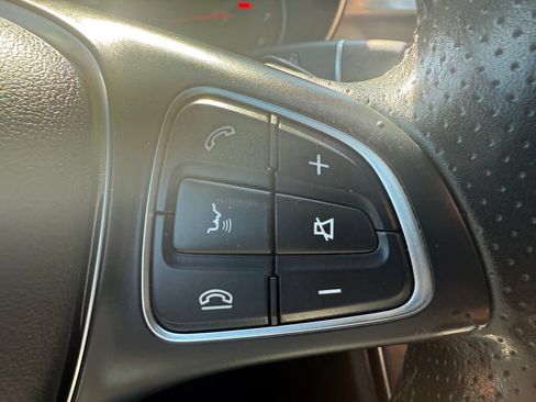 Used 2018 Mercedes-Benz C 300 4MATIC Sedan image 16