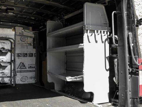 Used 2021 Nissan NV 2500 S image 55