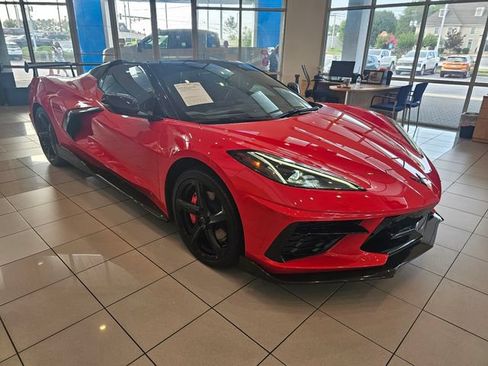Used 2023 Chevrolet Corvette Stingray Premium Conv w/ Battery Protection Package RWD image 1
