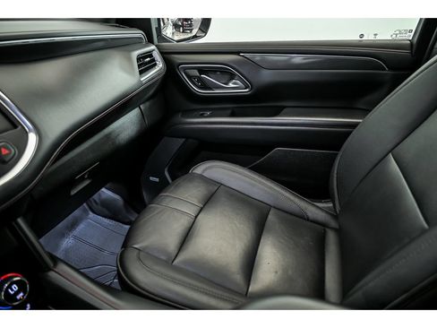 Used 2023 Chevrolet Suburban RST w/ Luxury Package AWD/4WD image 25