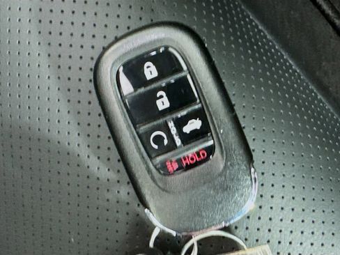 Used 2025 Honda Accord EX-L image 39