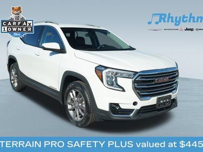 Used 2023 GMC Terrain SLT
