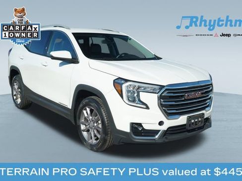 Used 2023 GMC Terrain SLT image 1