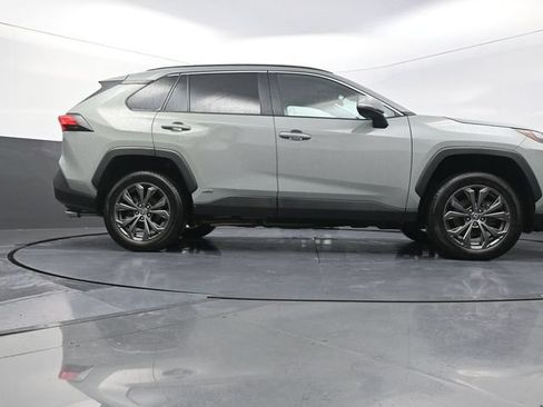 Certified 2023 Toyota RAV4 XLE Premium AWD/4WD image 38