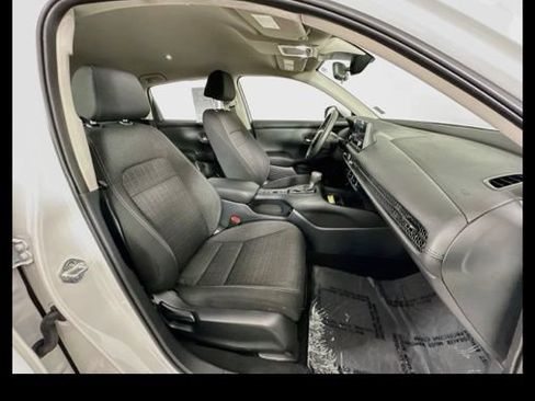 Used 2025 Honda HR-V Sport image 28