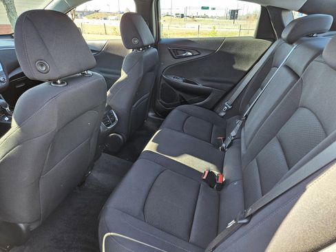 Used 2024 Chevrolet Malibu LT image 10