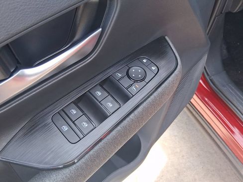 New 2026 Nissan Kicks SV w/ SV Premium Package FWD image 13