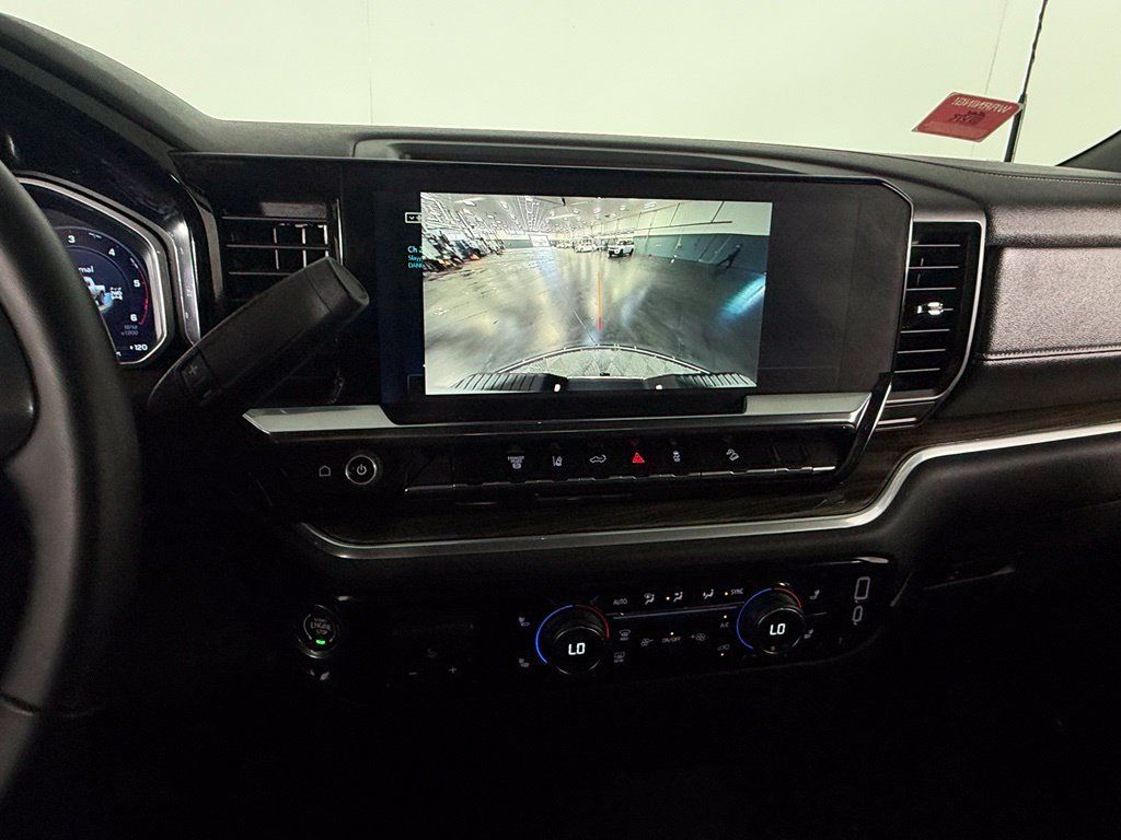 Used 2026 Chevrolet Silverado 2500 LT AWD/4WD image 19