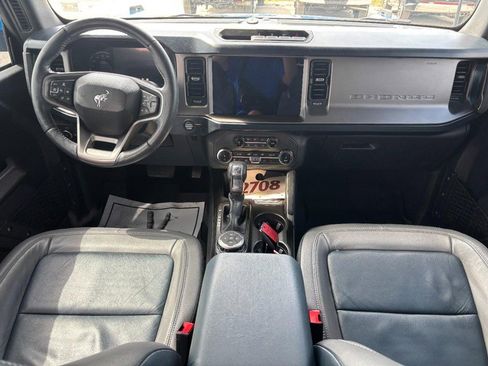 Used 2022 Ford Bronco Outer Banks image 14