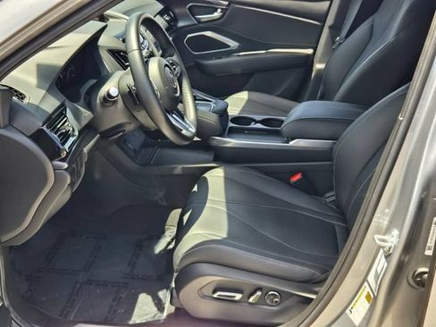 Certified 2025 Acura RDX SH-AWD image 9