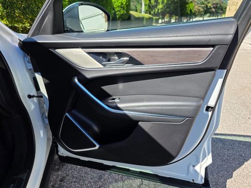 Used 2021 Jaguar F-PACE S image 41