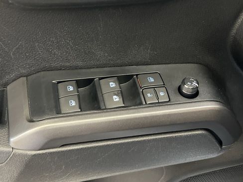 Used 2023 Toyota Tacoma TRD Sport w/ Technology Package image 13