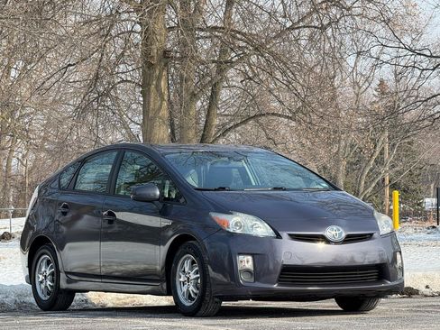 Used 2010 Toyota Prius Five FWD image 3