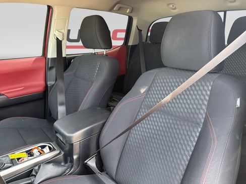 Used 2023 Toyota Tacoma SR5 RWD image 11