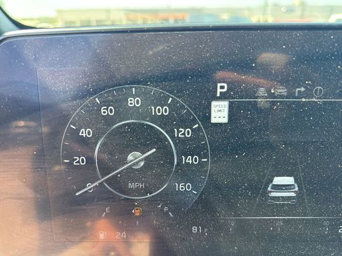 Used 2023 Kia Sportage SX image 10