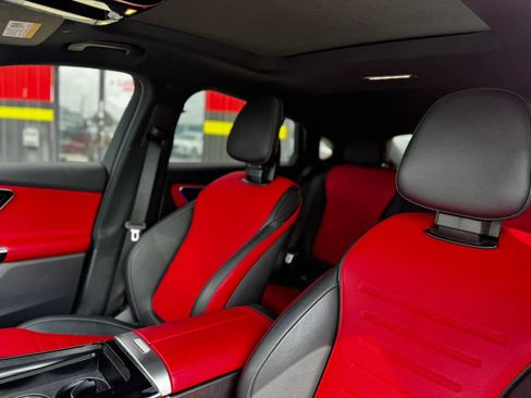 Used 2024 Mercedes-Benz GLC 300 4MATIC w/ AMG Line image 21