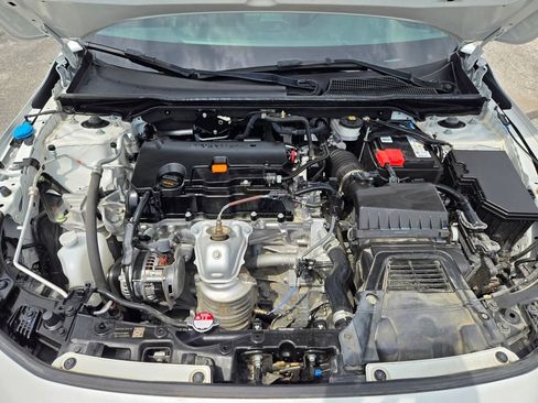 Used 2024 Honda Civic Sport image 28