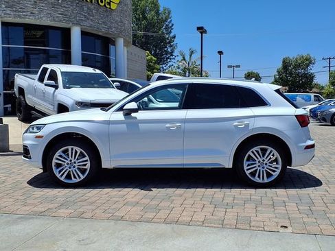 Used 2018 Audi Q5 Prestige AWD/4WD image 2