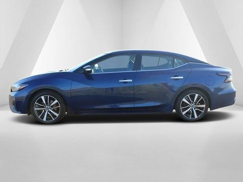 Used 2023 Nissan Maxima SL image 4