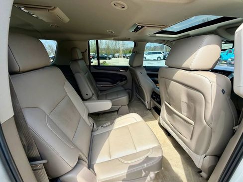 Used 2015 Chevrolet Suburban LTZ image 15