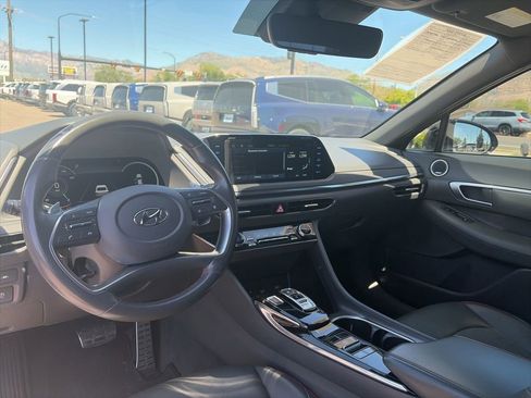 Used 2021 Hyundai Sonata SEL Plus w/ Tech Package FWD image 13