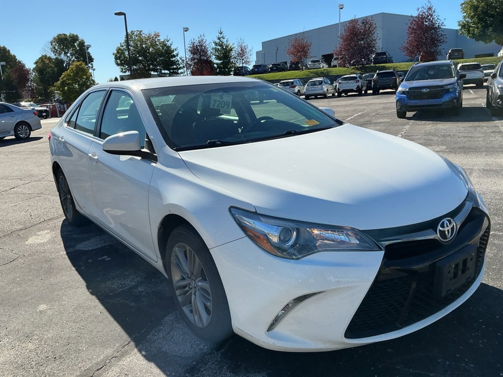 Used 2017 Toyota Camry SE FWD image 13