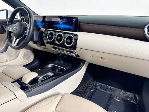 Used 2019 Mercedes-Benz A 220 4MATIC image 33