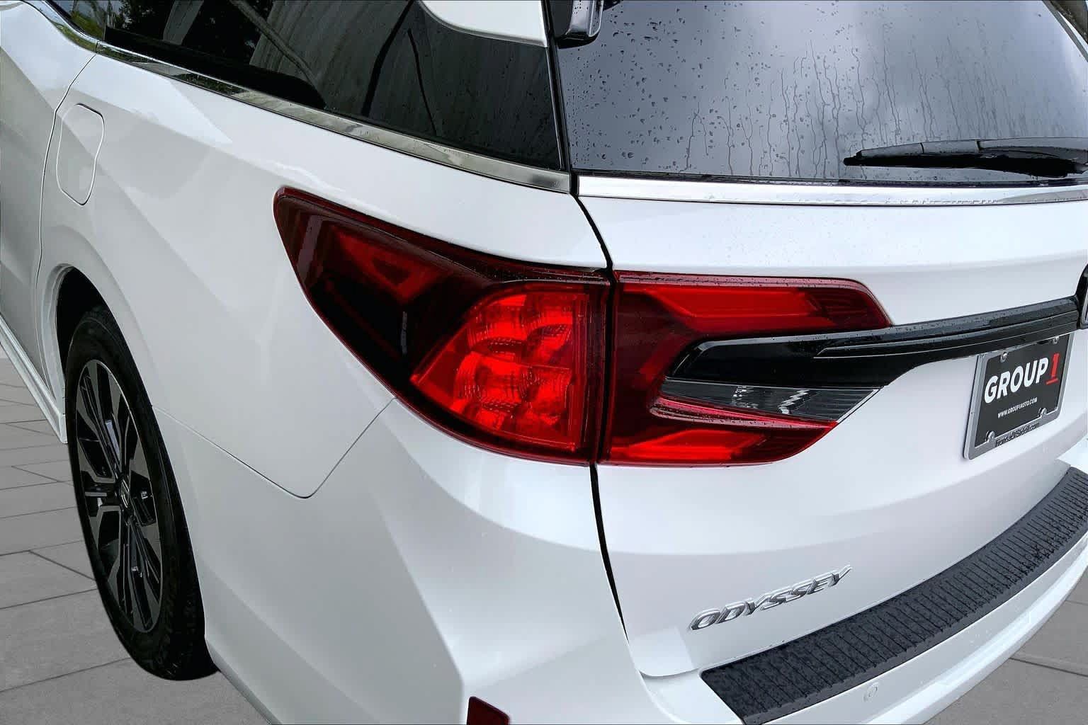 New 2026 Honda Odyssey Elite image 16