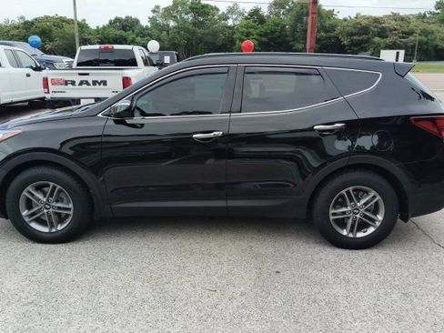Used 2018 Hyundai Santa Fe Sport w/ 2.4L Value Package 02 AWD/4WD image 2