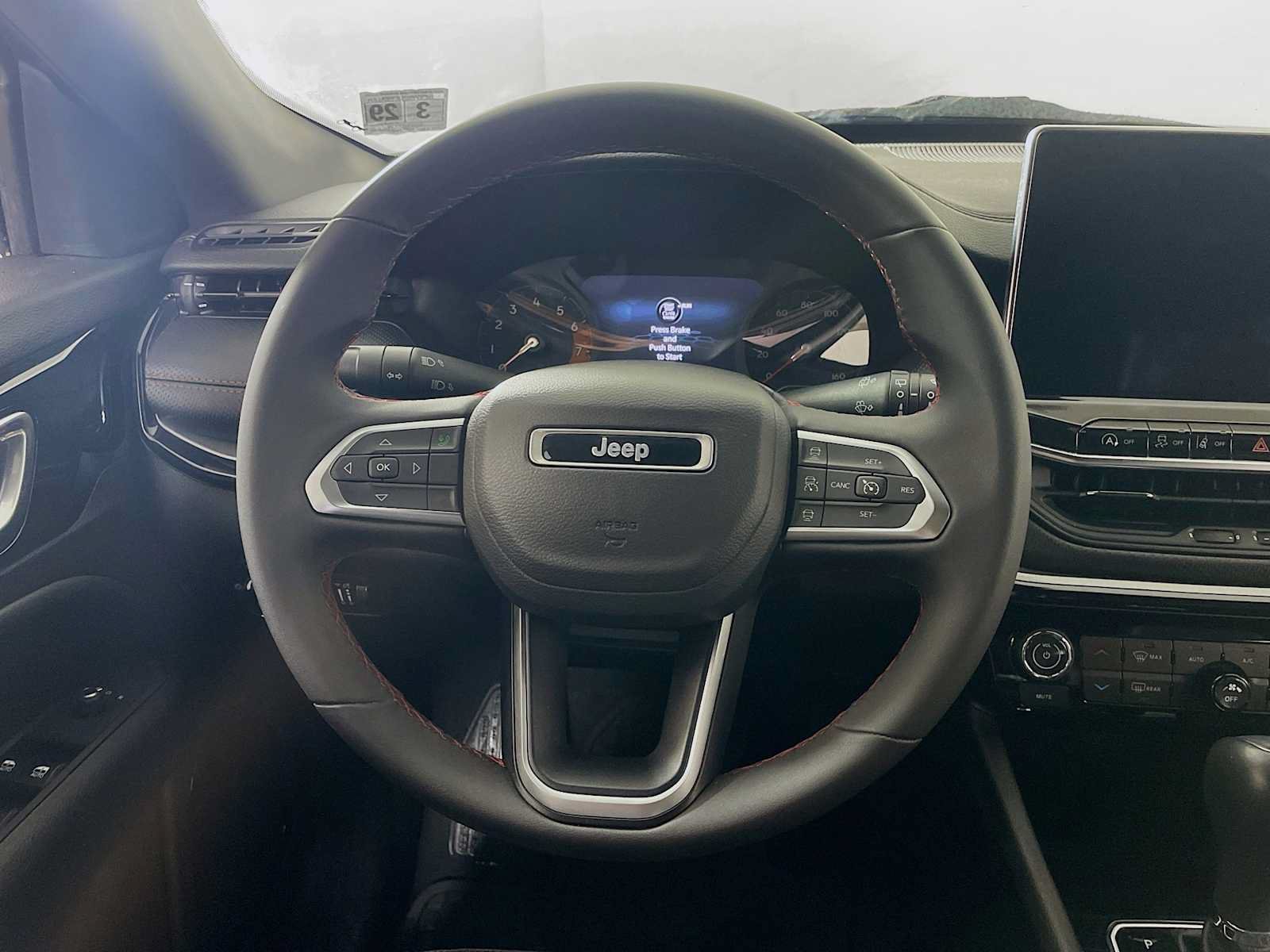 Used 2024 Jeep Compass Trailhawk AWD/4WD image 9