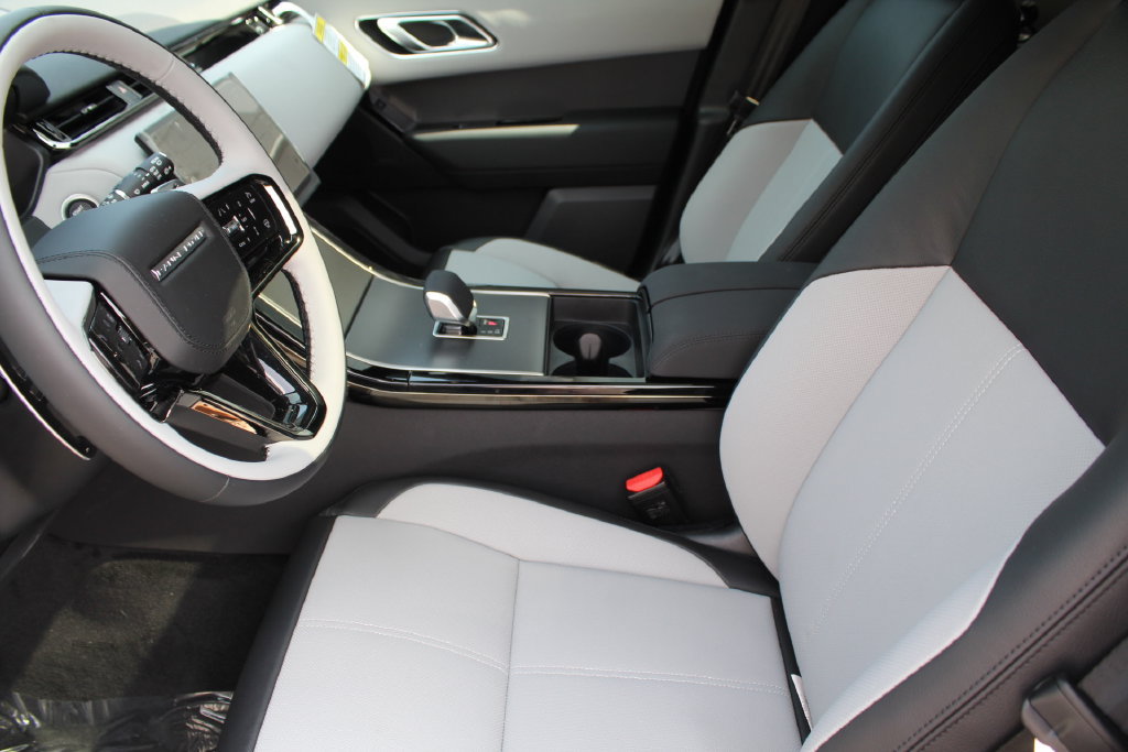 New 2026 Land Rover Range Rover Velar S AWD/4WD image 41