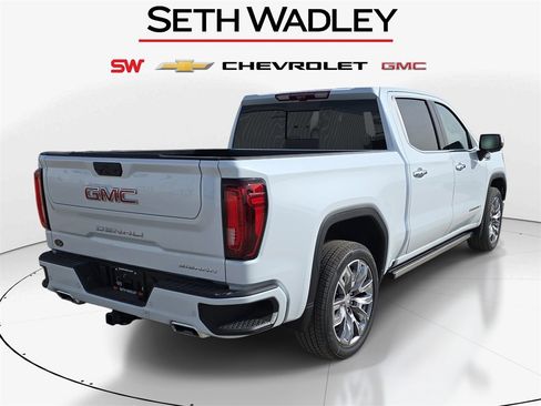 New 2026 GMC Sierra 1500 Denali w/ Denali Reserve Package image 7