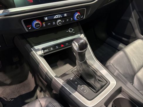 Used 2022 Audi Q3 2.0T Premium image 16