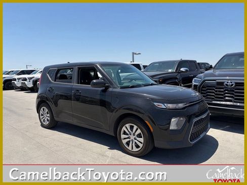 Used 2020 Kia Soul LX FWD image 1