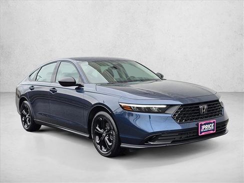 Used 2025 Honda Accord SE image 7