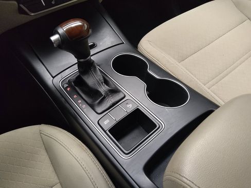 Used 2018 Kia Sorento LX image 26