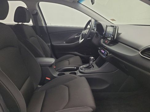 Used 2018 Hyundai Elantra GT w/ Style Package 02 FWD image 21