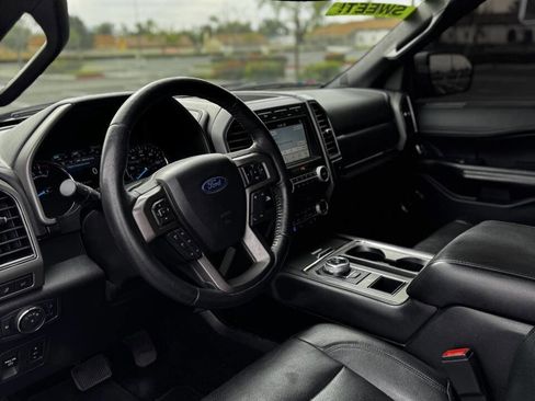 Used 2018 Ford Expedition Max XLT w/ Equipment Group 202A image 15